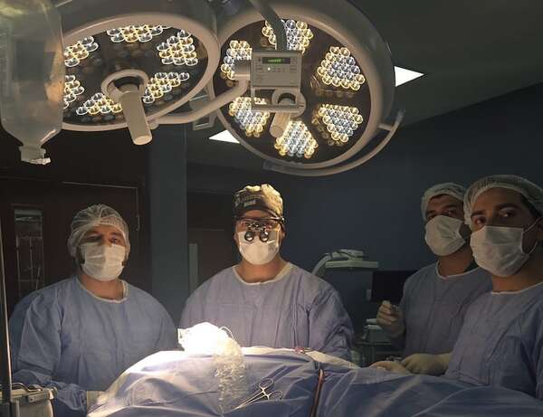 Hospital Ingavi: se realizó la primera cirugía de transferencia nerviosa  - Nacionales - ABC Color