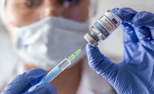 Polémica por supuesta vacunación contra el Covid de alumnos de Medicina