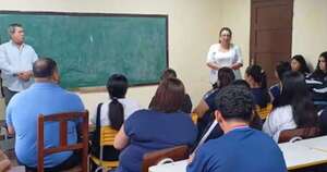 Diario HOY | Paro activo en las escuelas: docentes dan charlas de su jubilación en hora de clase