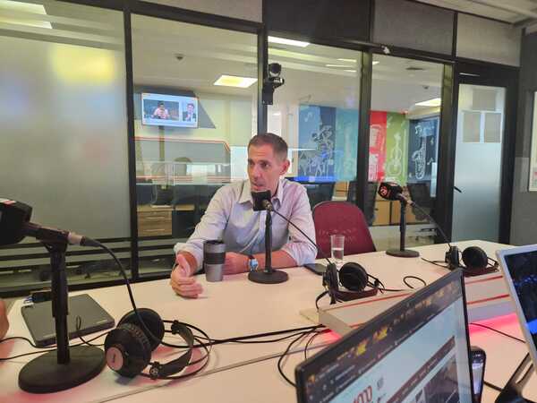 Titular del MIC llama a sumarse a la “revolución industrial” para generar riqueza