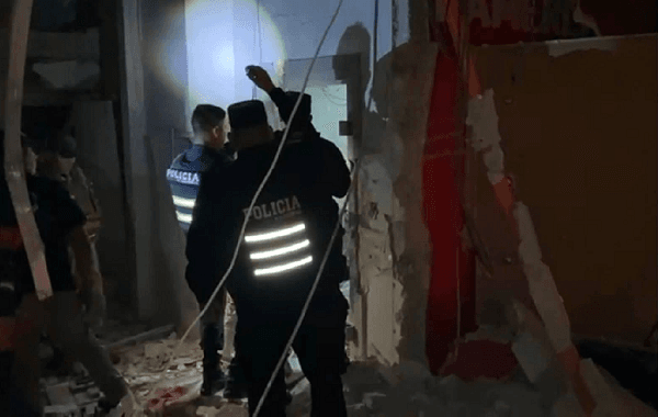 Grupo armado asalta con explosivos un banco y roban al menos G. 1.000 millones - Noticiero Paraguay