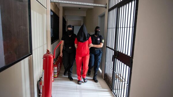 Esposa de Marset lanza fuerte amenaza a militares: "Los voy a mandar matar a todos"