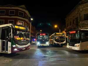 Popular / El servicio de transporte pyhare cumplió 1 año