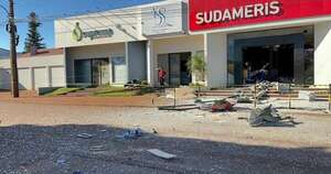 La Nación / Naranjal: bóveda del banco robado tenía más de G. 1.000 millones