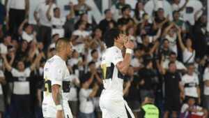 Adrián Alcaraz, contento por su gran momento