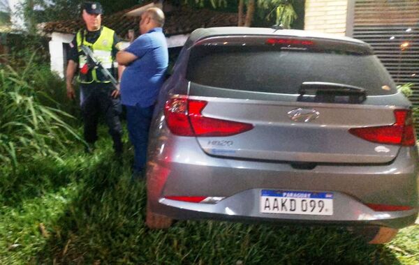 Recuperan un auto robado en Mora Cué •