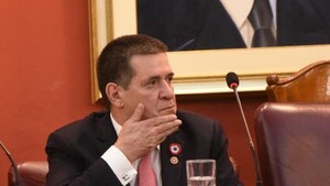 Horacio Cartes está en terapia intensiva tras convulsión y médicos analizan las causas