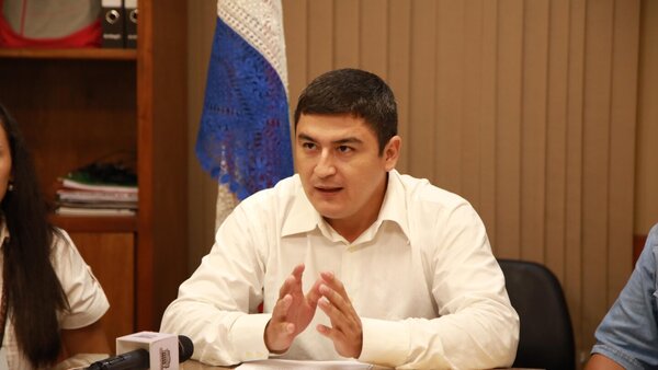 Senador dice que Gobierno debería "blanquear" decisión de militarizar el país