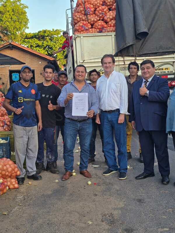 Penner exige pruebas a la DNIT: «¿Cómo va a ir cebolla brasileña hasta el fondo del Chaco para traerla de vuelta?»