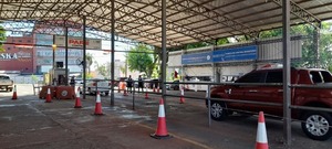 Más de 15 mil personas por día cruzaron el viaducto que une Posadas y Encarnación durante enero y febrero, según Migraciones.