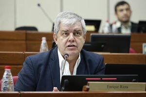 Riera ordena reforzar custodia policial en el sanatorio donde se encuentra Horacio Cartes