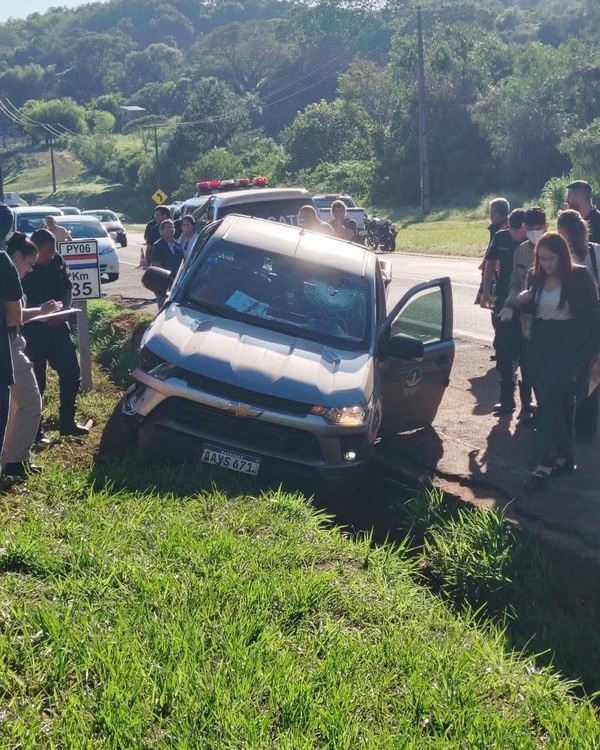 Piedra cayó desde un camión y mató a un joven conductor en Itapúa