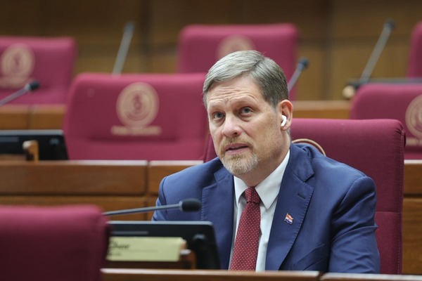 Chase respalda decreto que moviliza a las Fuerzas Armadas - ADN Digital