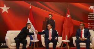 La Nación / Presentan obra académica acerca de la identidad colorada