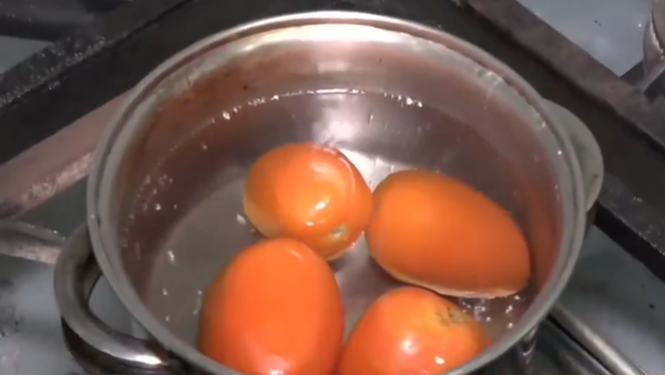 Con precios por las nubes: ¿Cómo preservar los tomates hasta por un año?