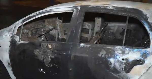 Diario HOY | Desconocido quemó un auto en Sajonia, segundo caso en una semana