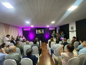 Conversatorio analizó el impulso inmobiliario y el crecimiento económico en Itapúa