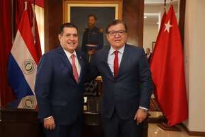 AUDIO: Nicanor: “El presidente del Partido Colorado es Horacio Cartes y nadie más”  - A La Gran 7-30 - ABC Color