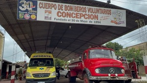 Bomberos celebran la llegada de una nueva ambulancia adquirida con aporte municipal - Concepción al Día