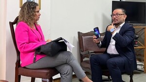 “Todos se tienen que ir”, afirma Vallejo sobre irregularidades en IPS tras visitar el Hospital Central