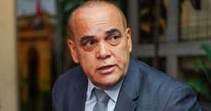 La Nación / “Bachi” Núñez descarta cambios en la ANR y frena a “oportunistas”