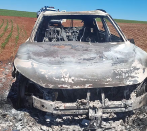 Hallan incinerado el segundo vehículo utilizado por asaltantes de Naranjal