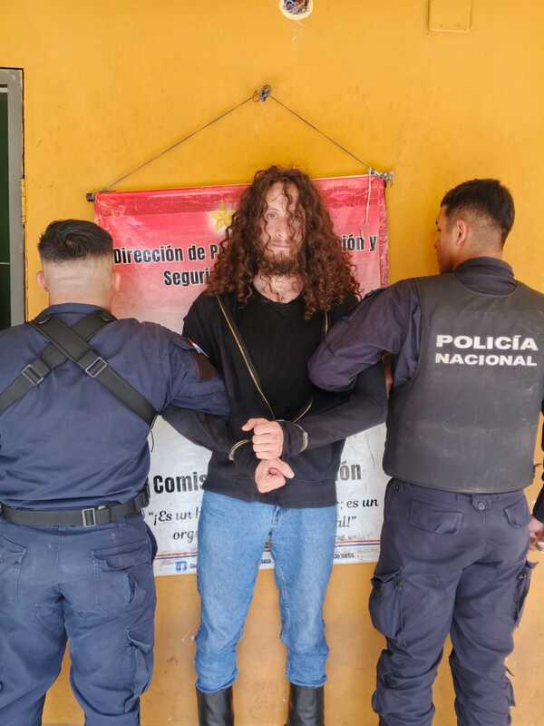 Identifican al joven que intentó ver a la fuerza a Horacio Cartes