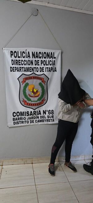 Joven fue aprehendida por presunta agresión a su madre en Cambyretã