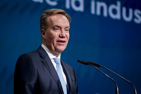 El presidente del Foro Económico Mundial de Davos, Borge Brende, dimite por sus vínculos con Jeffrey Epstein