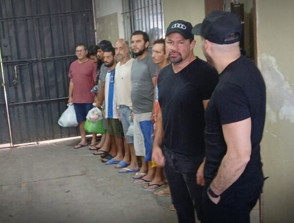 Trasladan a Cucho Cabaña y al exdiputado Ulises Quintana a la Penitenciaría de Tacumbú