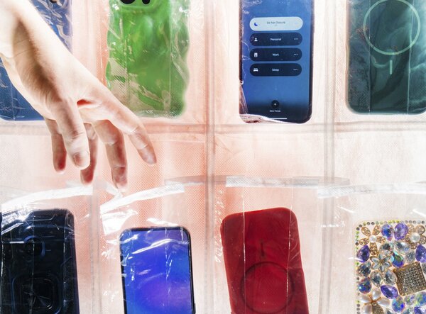 Un golpe para las aulas sin celulares