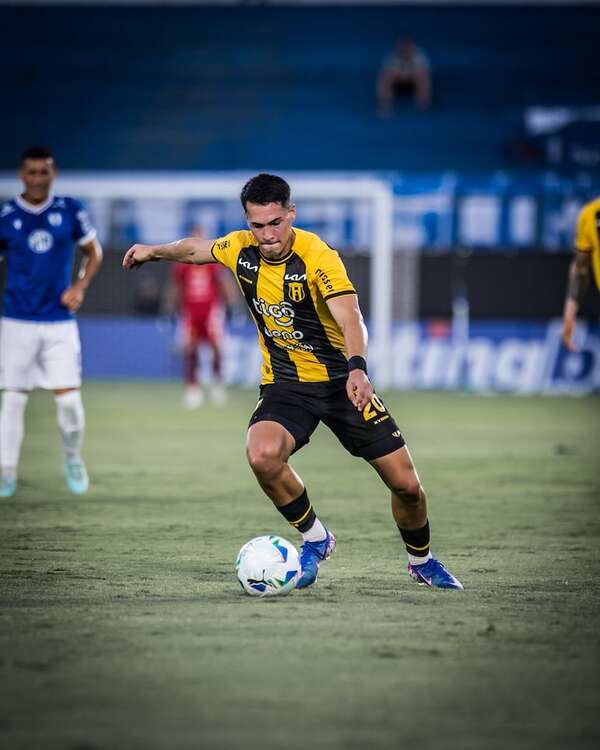 Alexandro Maidana deja el “Legendario” para sumarse a Talleres de Córdoba - Guaraní - ABC Color