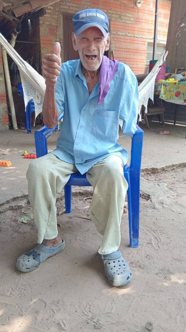 Con ¡88 años! y un solo brazo, revela su secreto