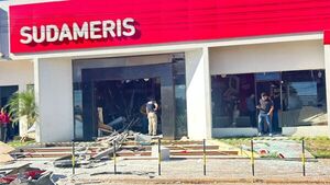 Armas utilizadas en robo a banco aparecen en al menos 10 atracos