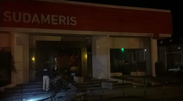 Identifican a explosivista brasileño como presunto líder del asalto a banco en Naranjal - ADN Digital