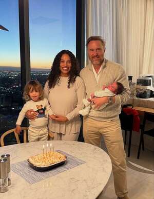 David Guetta, a los 58 años, dio la bienvenida a su cuarto hijo - Gente - ABC Color