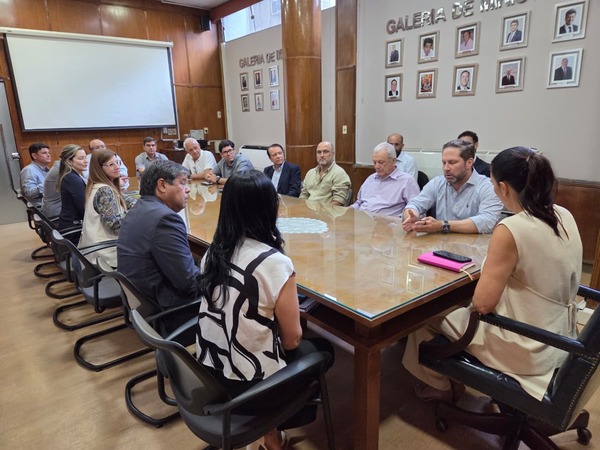 CAVIALPA exige al MOPC más de USD 1.000 millones para evitar el colapso de las obras viales