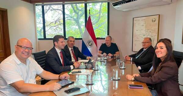 La Nación / TSJE y Economía coordinan aspectos presupuestarios con miras a las Municipales 2026