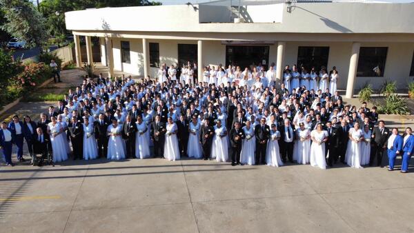 Se casaron luego de que Dios le salvara la vida a su hijo