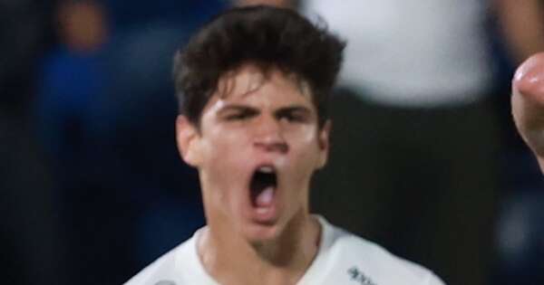 La Nación / El líder, ante su sombra negra