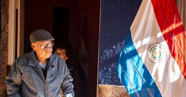 La Nación / El excombatiente Virgilio Dávalos falleció a los 111 años