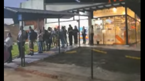 La parada de colectivo más chuchi y ordenada del país