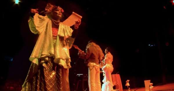 Diario HOY | “Envidia Metenes” celebra 22 años de vida artística con Fiesta Sharara