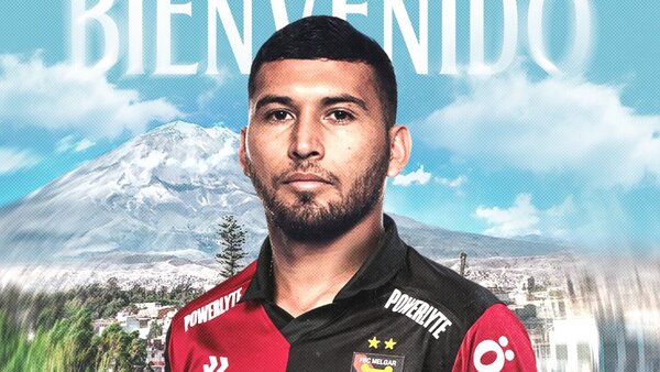 Juan Escobar seguirá su carrera en Perú