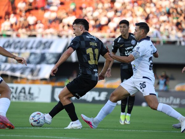 Olimpia sigue firme y derrota a Ameliano