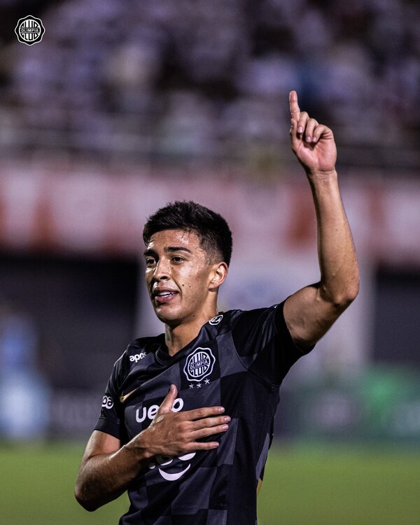 Un debut soñado para Lezcano y la victoria del puntero Olimpia