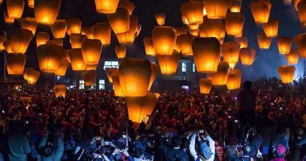 La Nación / China recibe al 4724, año del Caballo de Fuego