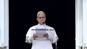 El papa pide "detener la espiral de violencia" en Oriente Medio antes de que sea irreparable