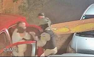 Inseguridad sin freno en Alto Paraná: falsos policías interceptan a cambista al salir de su casa  - ABC en el Este - ABC Color