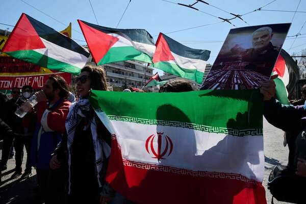 Irán defiende que no ataca a los países vecinos, sino a las bases de EE.UU. en ellos - Mundo - ABC Color